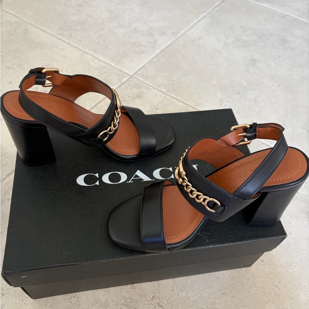 Brand New COACH MARI LEATHER SANDAL, Size 5.5 - Picture 9 of 16